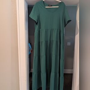 Ronni Nicole XL Emerald Green Tiered Maxi Dress